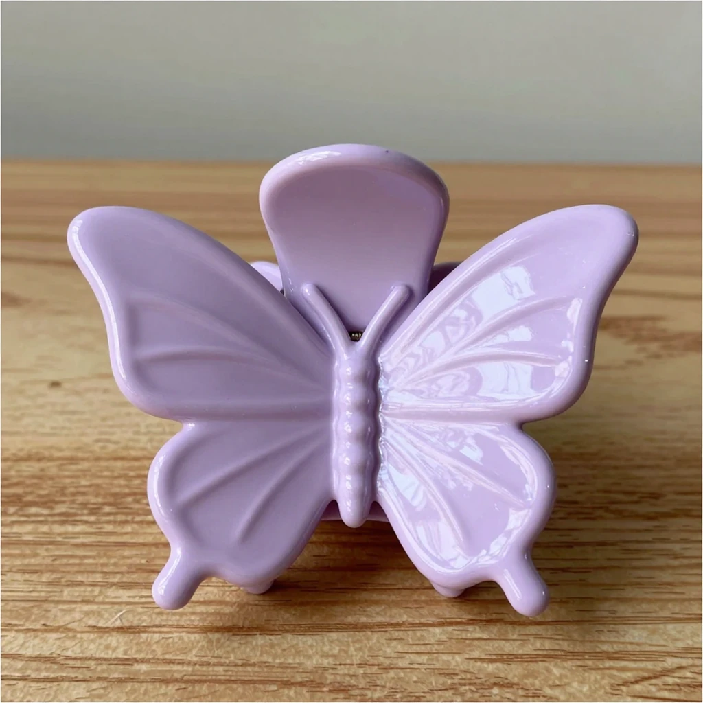 Canitor 2.7-inch matte butterfly claw clips, 4-pack (Style-05), illustration of this kind of item